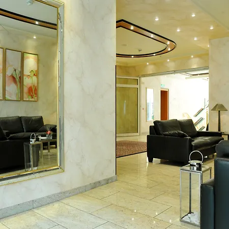 Hotel Stadt Muenchen 4*