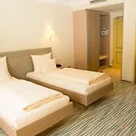Hotel Stadt Muenchen 4*
