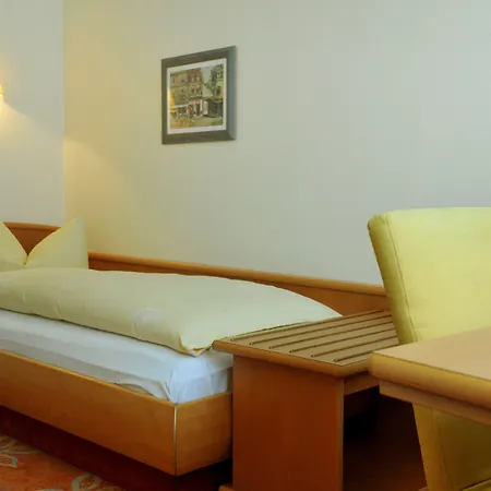 Stadt Muenchen 4* Dusseldorf