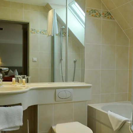 Hotel Stadt Muenchen 4*