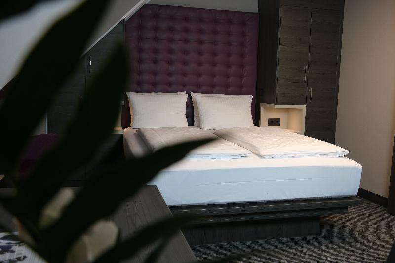 Stadt Muenchen 4* Düsseldorf