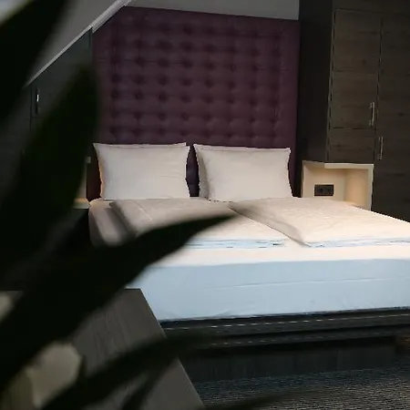 Stadt Muenchen 4* Dusseldorf