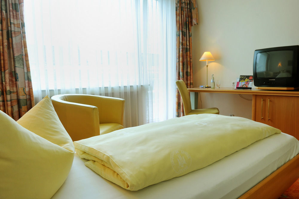 Stadt Muenchen 4* Dusseldorf